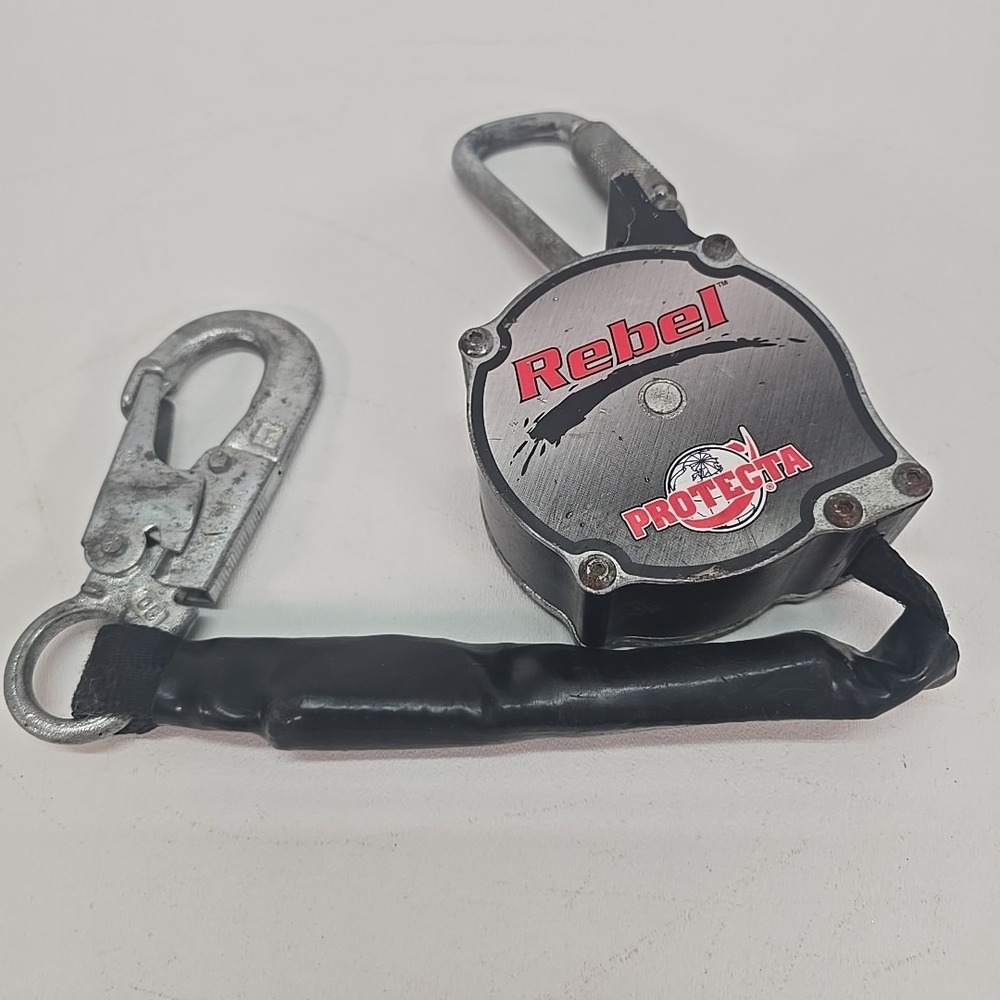 3M Rebel Protecta - Self-Retracting Lifeline - AD111A - 11 Ft